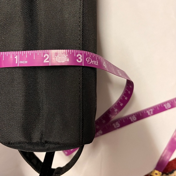 NEW KIEHL'S Makeup Bag !!! - Picture 7 of 7